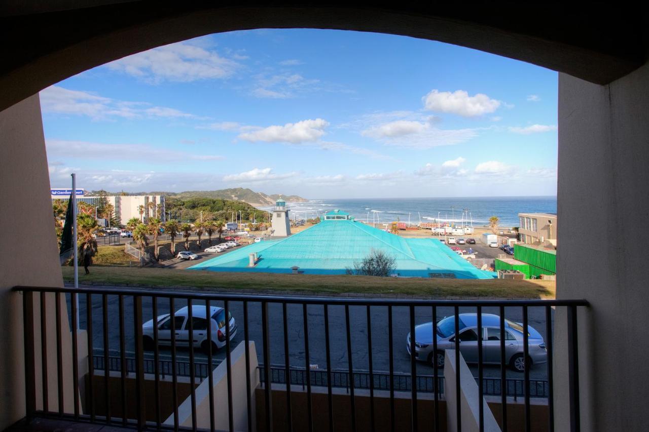 Marine Lodge Ист-Лондон Экстерьер фото
